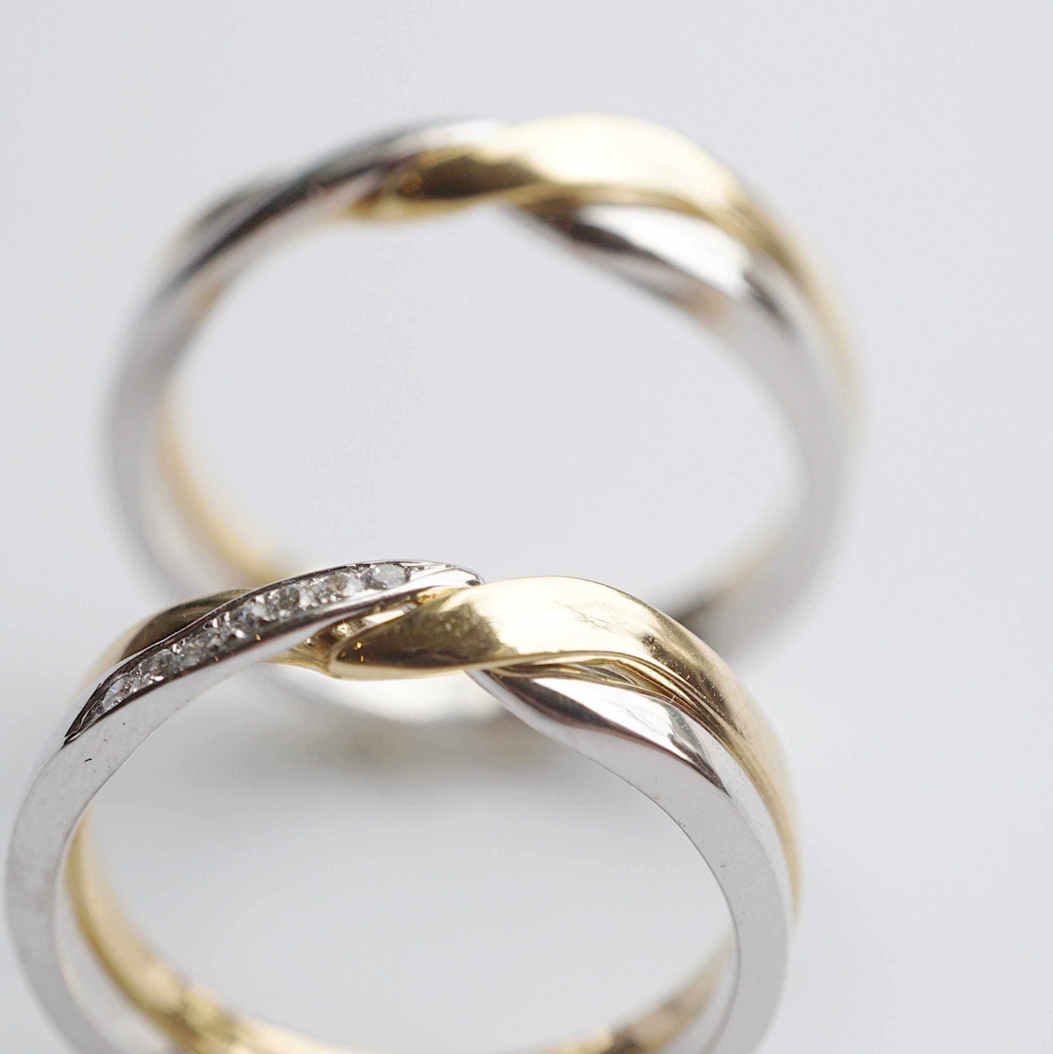 INFINITY TWIST COUPLE RING