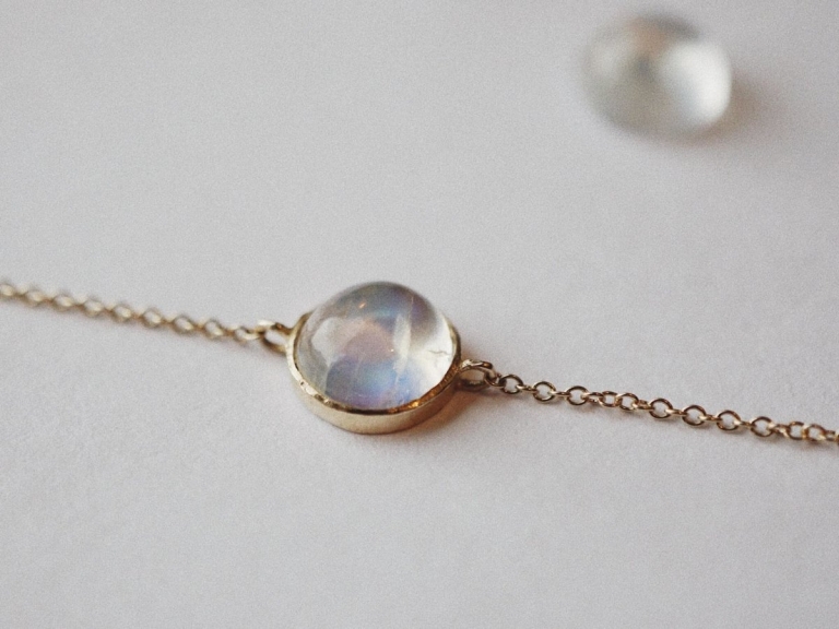 MOONSTONE BRACELET