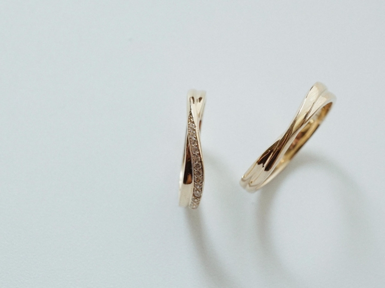 CROSSWISE COUPLE RING