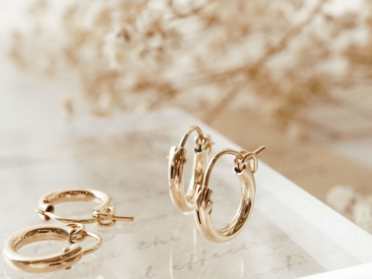 BOLD HOOP EARRINGS (GF)