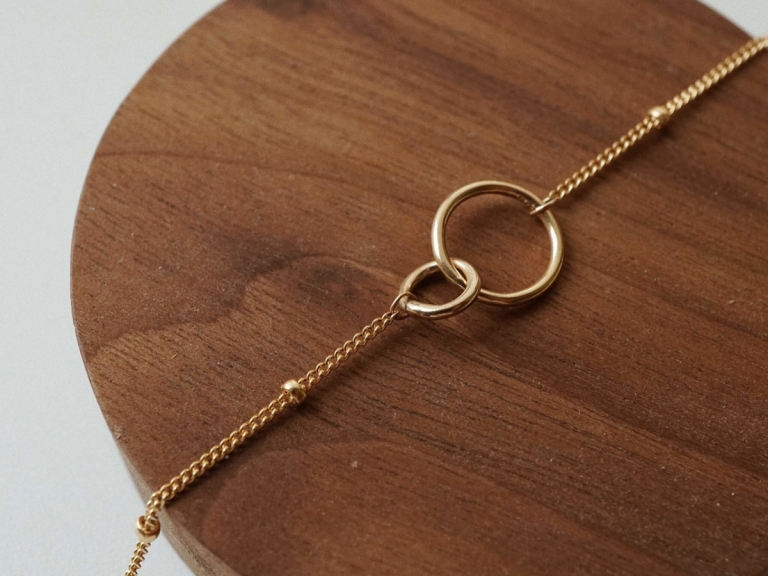 INTERLOCKING CIRCLE SATELLITE BRACELET (GF)