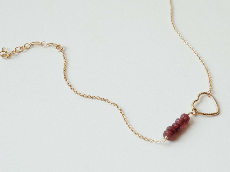RUBY SPARKLE HEART BRACELET (GF)