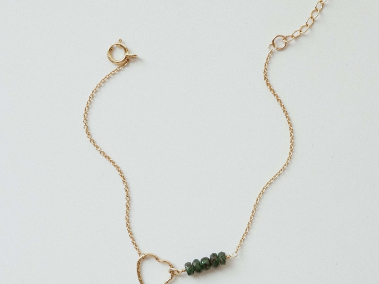 EMERALD SPARKLE HEART BRACELET (GF)