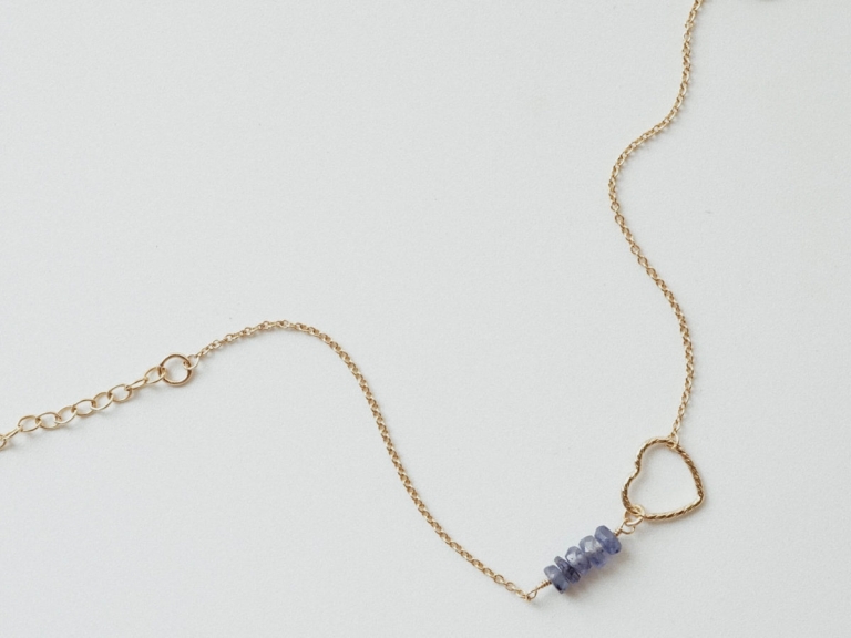 SAPPHIRE SPARKLE HEART BRACELET (GF)