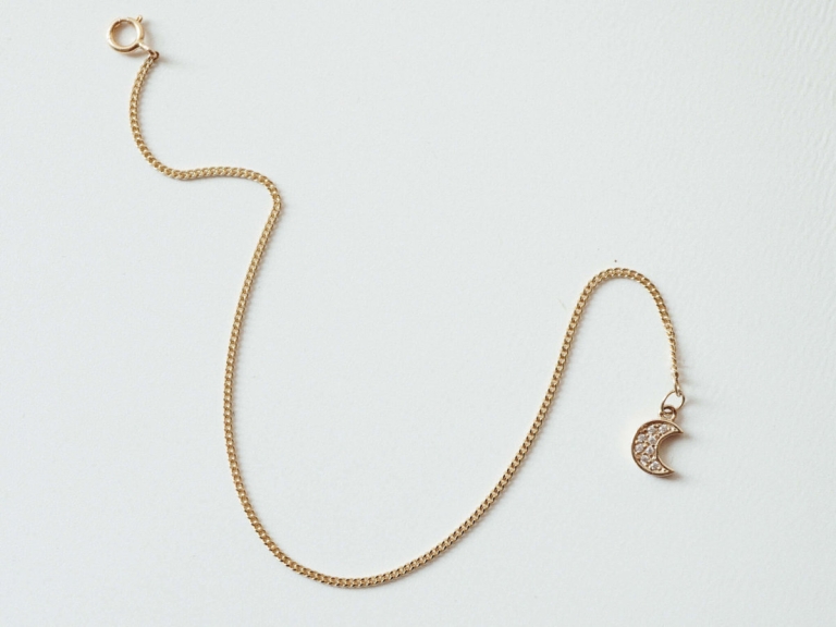 PAVE CRESCENT CURB BRACELET