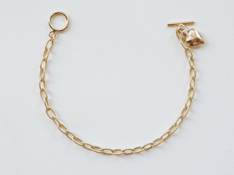 PUFF HEART - TOGGLE CLASP OVAL CABLE BRACELET (GF)