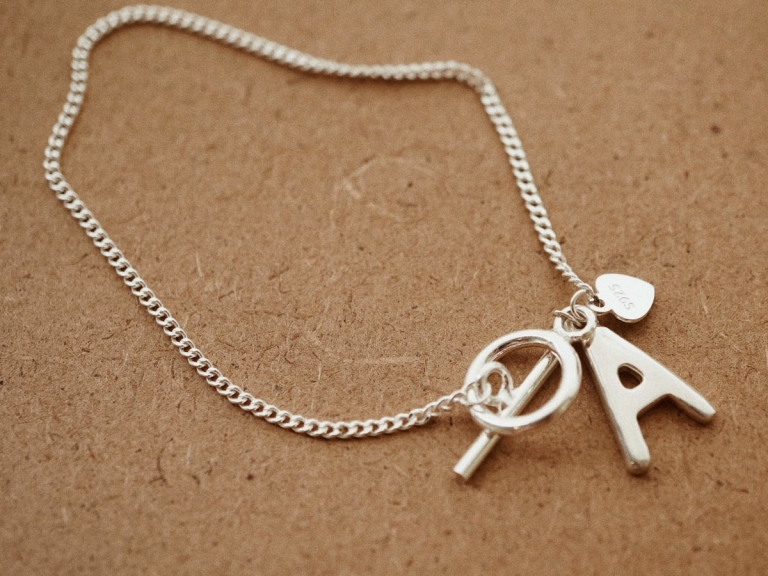 INITIAL - TOGGLE CLASP CURB BRACELET (S)