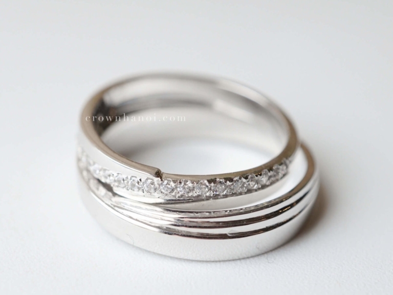 MILLE BAND RING & DIAGONAL PAVE RING