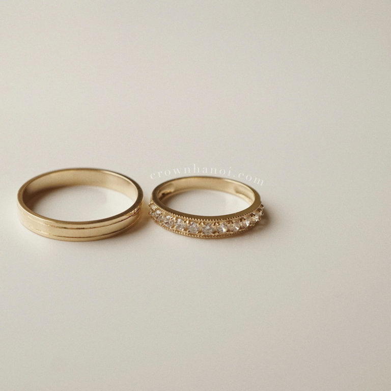 BORDER RING 3MM & BOLD MILGRAIN ETERNITY RING – CROWN