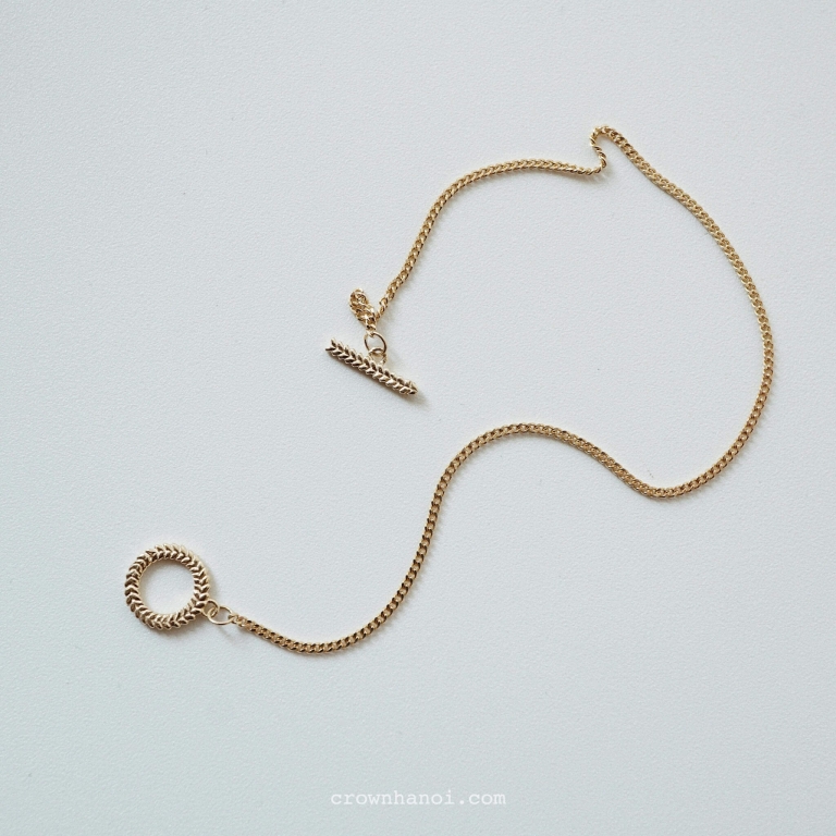 BAY LAUREL CURB BRACELET