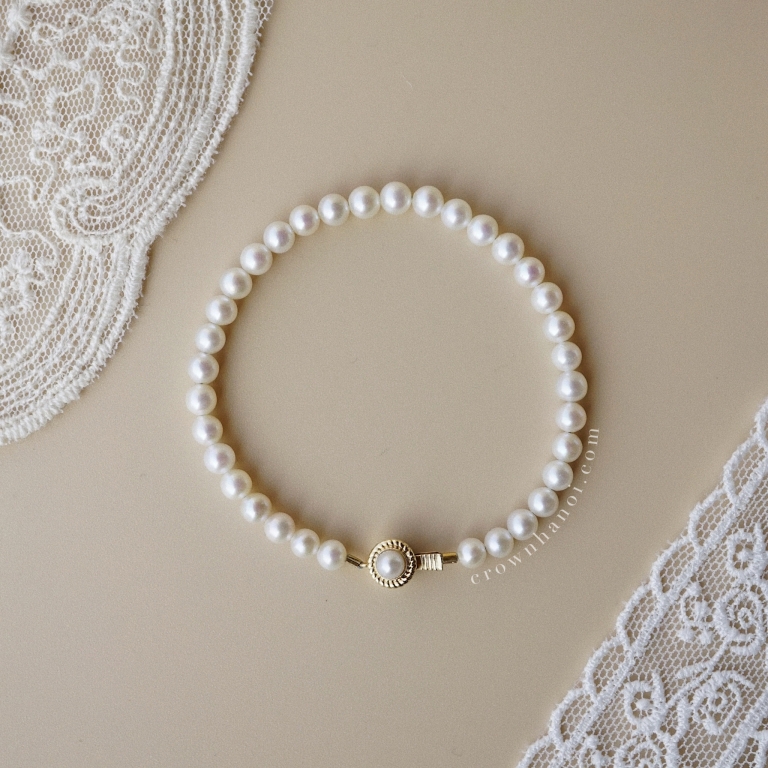PEARL CUPCAKE BRACELET