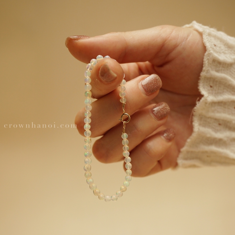 ROUND OPAL BRACELET