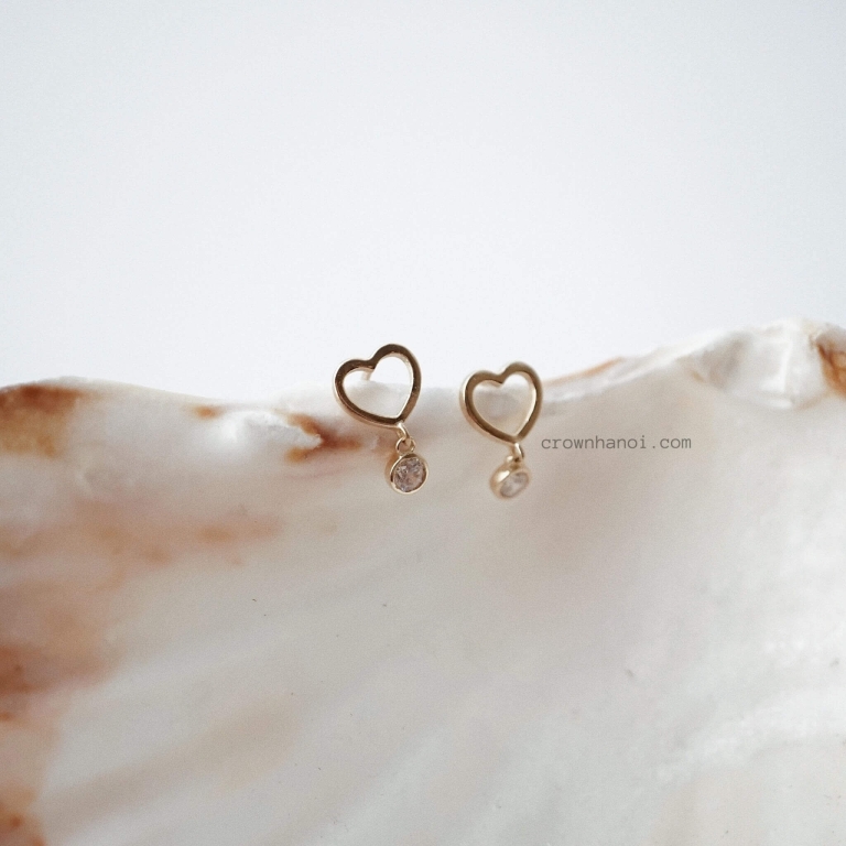 HEART FRAME PETITE STONE EARRINGS