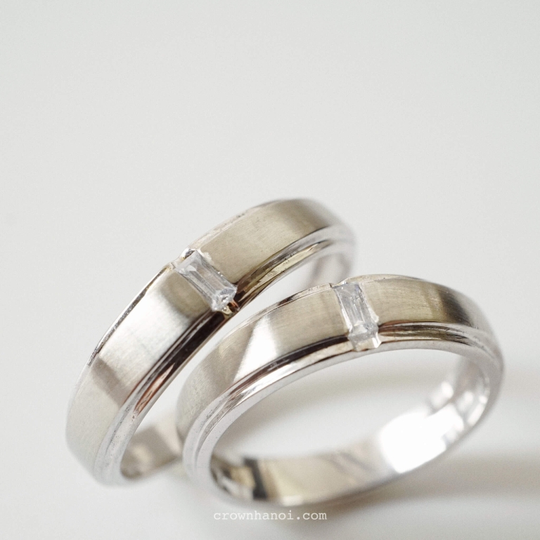 BAGUETTE BAND COUPLE RING