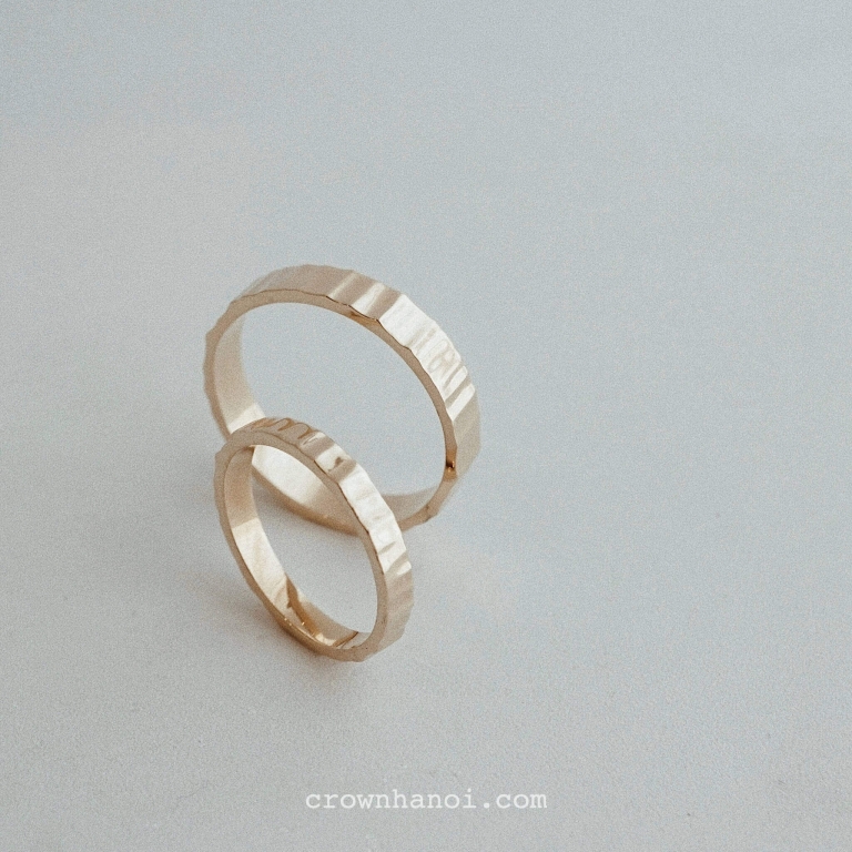 LINE BAND RING - 2.5MM & 4MM
