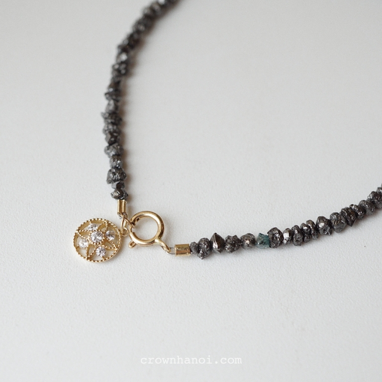 GERBERA - BLACK RAW DIAMOND BRACELET