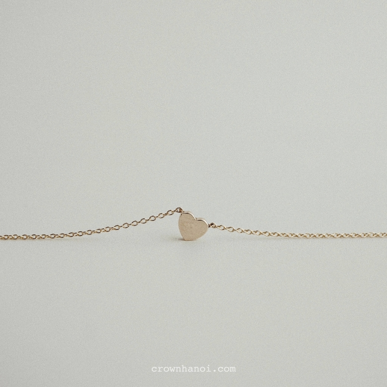 TINY HEART NECKLACE