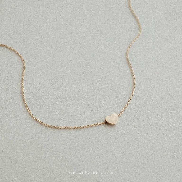 TINY HEART BRACELET