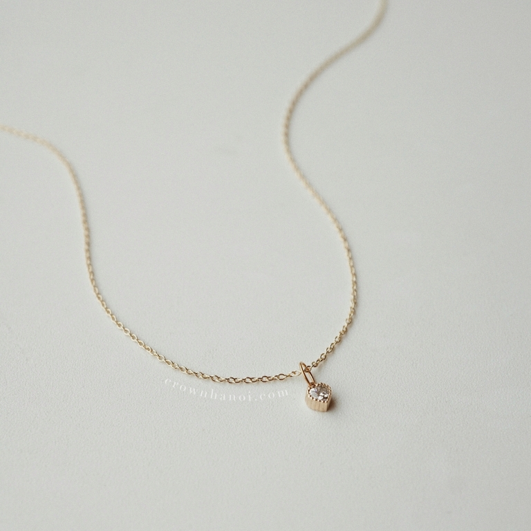 PETITE HEART STONE MILGRAIN NECKLACE