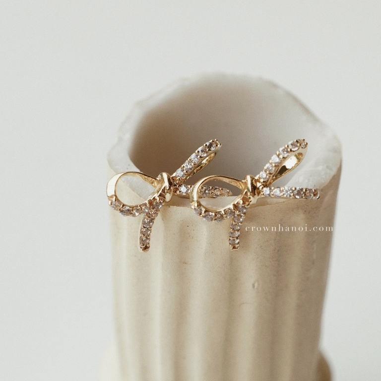 BOW PAVE EARRINGS