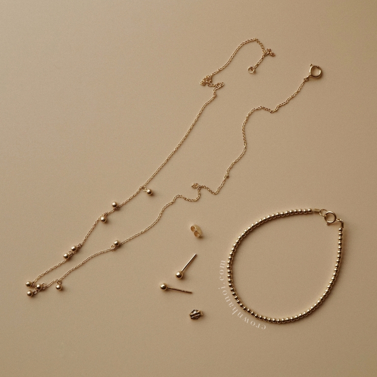 ROUND BEADED