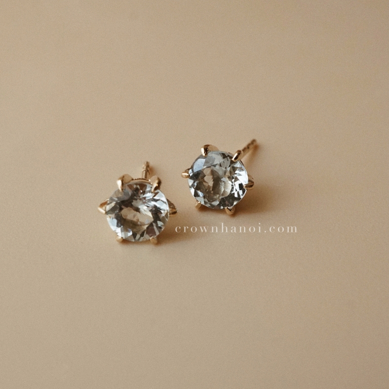 AQUAMARINE STUD EARRINGS