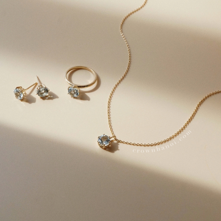 AQUAMARINE