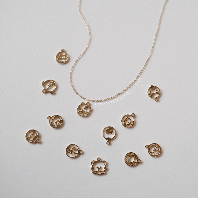 ZODIAC NECKLACE