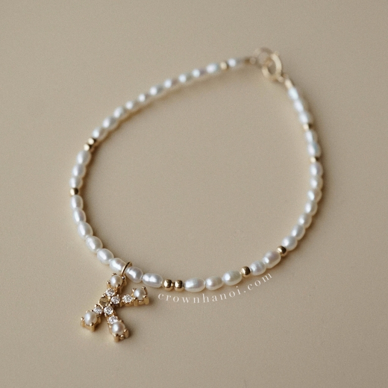 LETTER - BEADED RICE SHAPE PEARL BRACELET