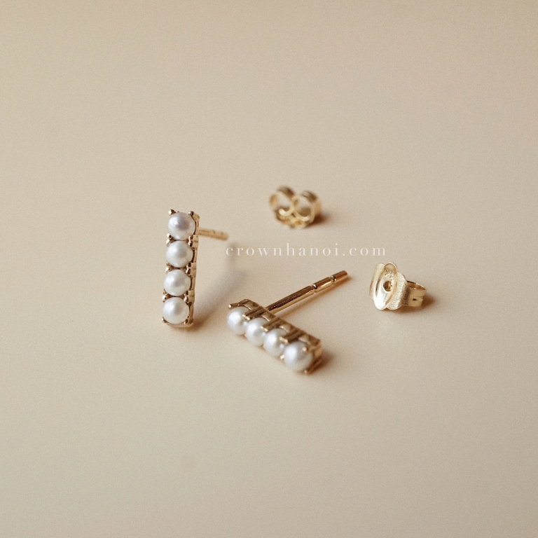 PEARL BAR EARRINGS