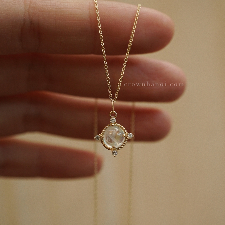 MOONSTONE COMPASS NECKLACE