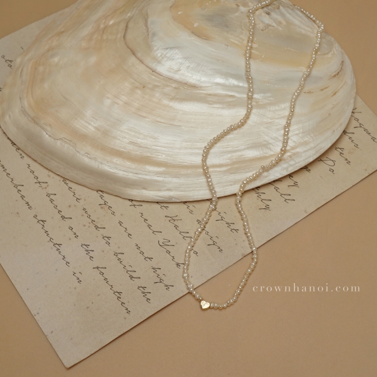 TINY HEART HOLLOW - BABY PEARL NECKLACE