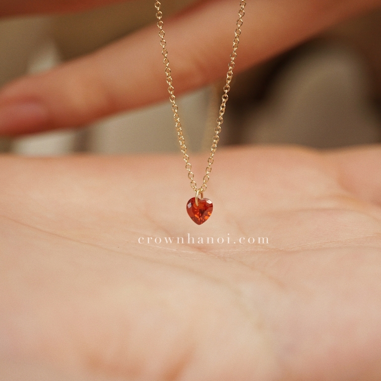 DAINTY HEART STONE NECKLACE