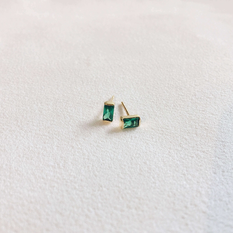 RECTANGLE STONE EARRINGS
