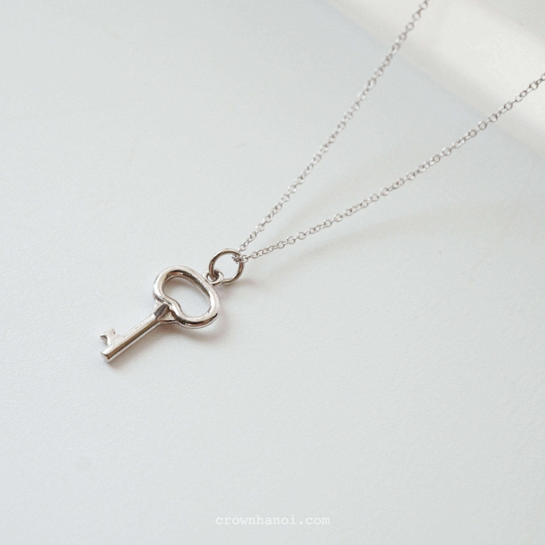 KEY NECKLACE