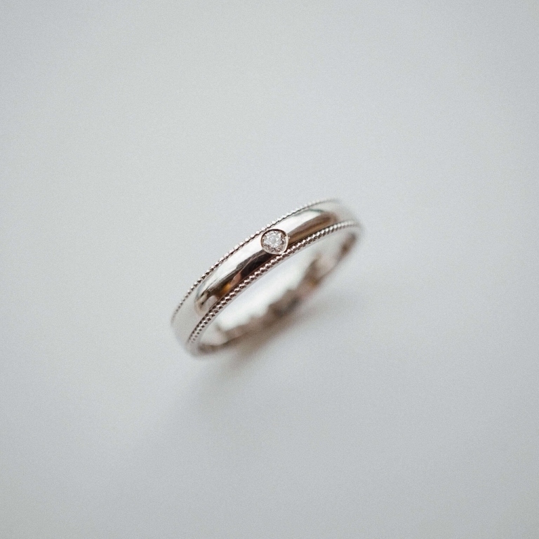 D-SHAPE DOUBLE MILGRAIN - 3.8mm