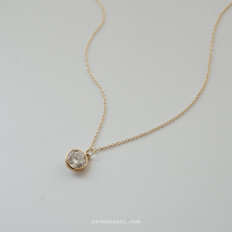 BOLD STONE NECKLACE
