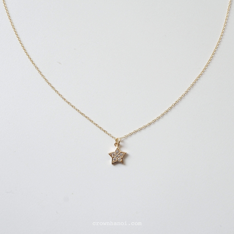 PAVE STAR NECKLACE