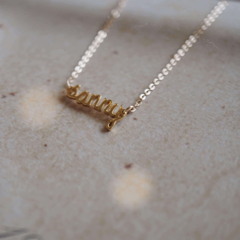 HANDWRITTEN NECKLACE