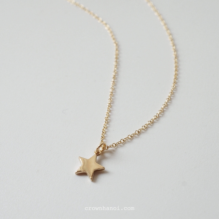 MINI STAR NECKLACE