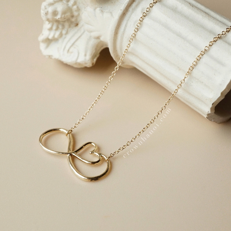 ENDLESS LOVE NECKLACE