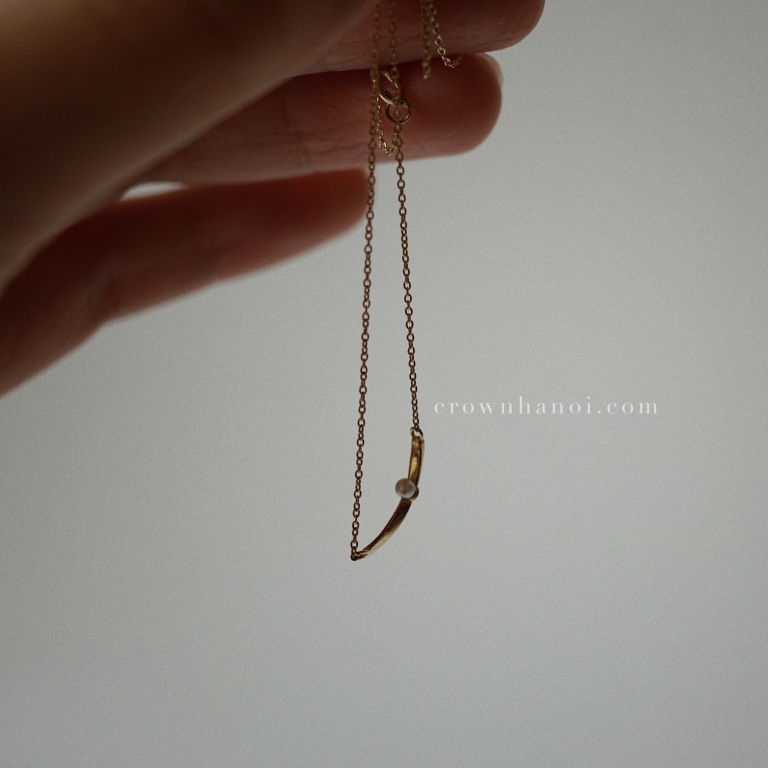 TWIST PEARL NECKLACE