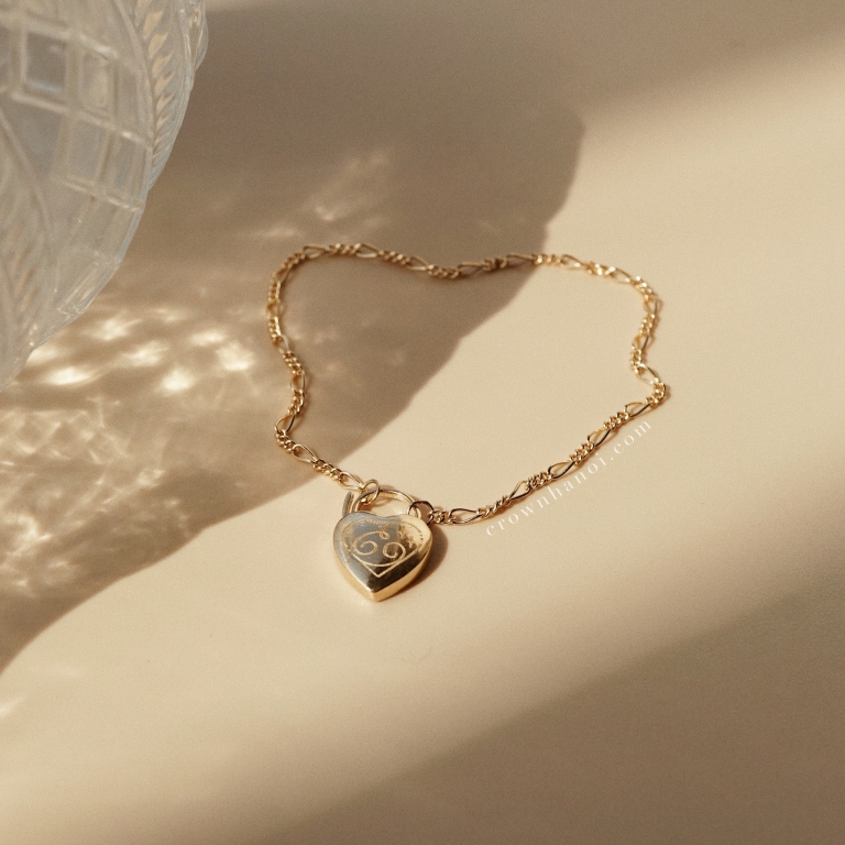 HEART LOCK FIGARO BRACELET