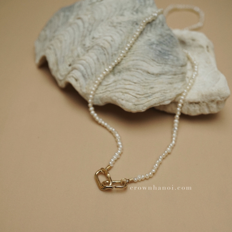 DOUBLE RECTANGLE CLASP - BABY PEARL CHOKER