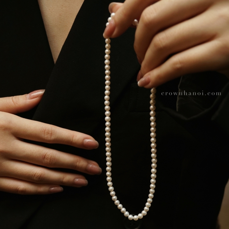 FULL PEARL NECKLACE