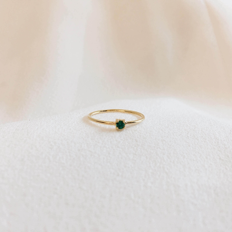 STONE PRONG SKINNY RING