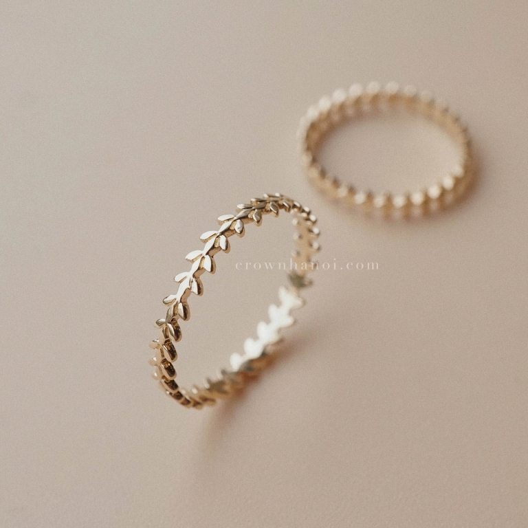OLIVE LEAF BAND RING