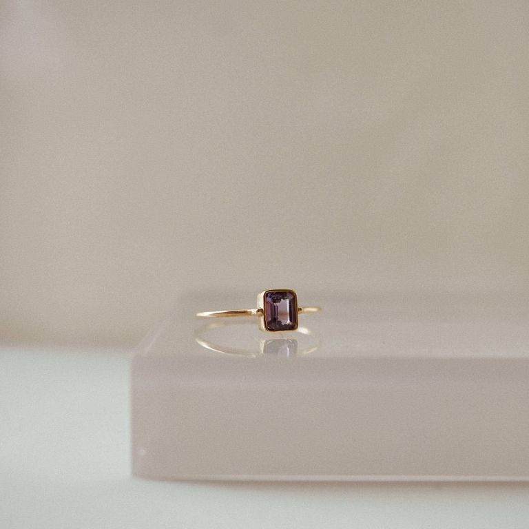 PASTEL SAPPHIRE RING