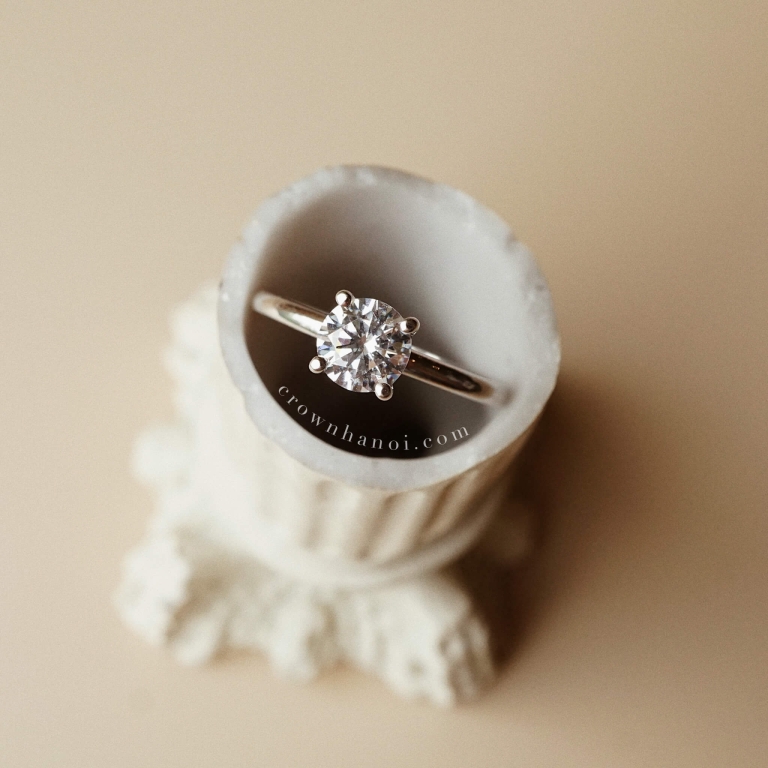 4 PRONG SOLITAIRE RING - 5.5mm