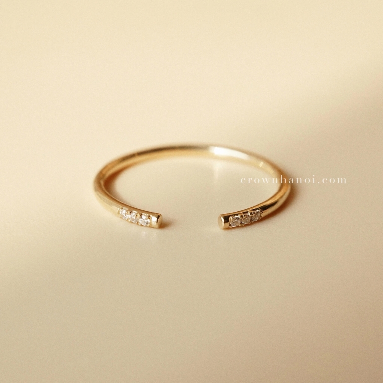 SKINNY RING - TRI STONE OPEN